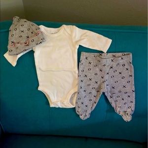 Newborn girl outfit